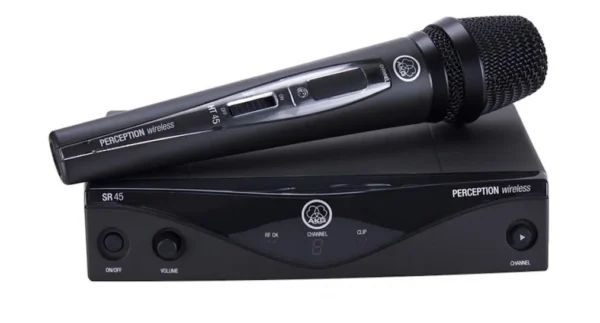 Micrófono AKG PW45 Vocal Set Dinámico Cardioide color negro